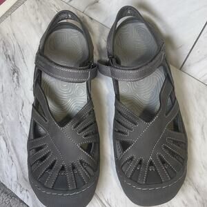 J SPORT BY JAMBU size 10 men sandals